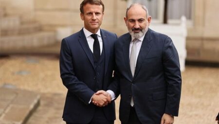 Macron’dan kelamda “Ermeni Soykırımı” iletisi