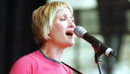ABD’li müzikçi Jill Sobule meskeninde çıkan yangında hayatını kaybetti