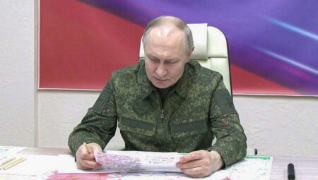 Putin’den Ukrayna bildirisi: Barış için operasyon kural