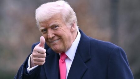 Trump, Oval Ofis’te kimi başkanlara, ‘Sen bir diktatörsün ancak sorun değil’ demiş