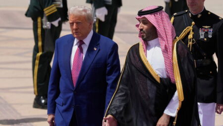 Trump’ın birinci durağı Suudi Arabistan oldu
