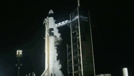 Polonyalı, Macar ve Hint astronotlar uzay seyahatlerine başladı