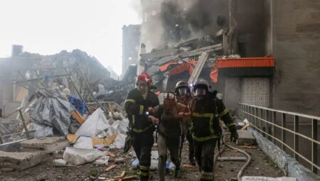 Rusya’dan Harkiv’e taarruz: 1 meyyit, 40’tan fazla yaralı