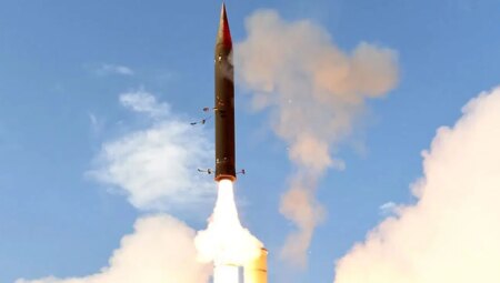 Yemen’den İsrail’e balistik füze fırlatıldı