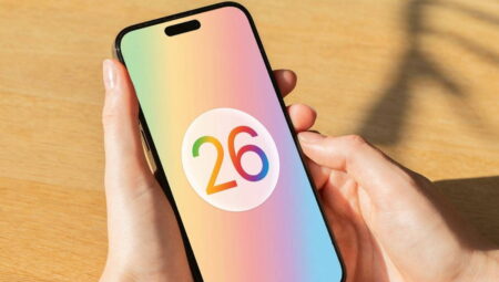 Apple birinci dizayndan uzaklaşıyor! İşte yenilenen iOS 26 arayüzü