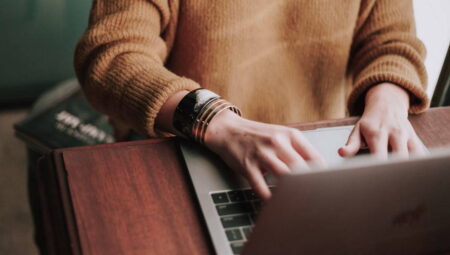 Birinci internet sitesinin yayına başlamasının üzerinden 34 yıl geçti