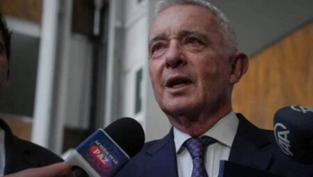 Eski Kolombiya Cumhurbaşkanı Uribe’ye 12 yıl mesken mahpusu cezası verildi