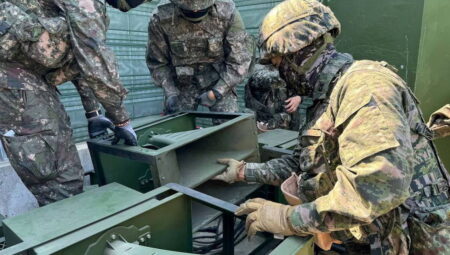 Güney’den, Kuzey’e zeytin kısmı: Propaganda hoparlörlerini söküyor
