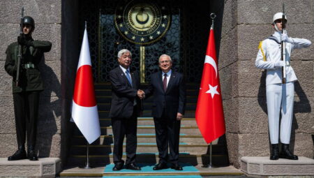 Japonya Savunma Bakanı Türkiye’de: “İHA’lar, seçenekler ortasında…”