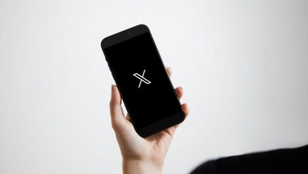 Polonya’da X’in kapatılması bedellendiriliyor