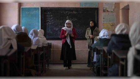 Taliban’dan sansür dalgası: 600’den fazla kitap yasaklandı