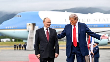 Trump ile Putin ortasında yapılması planlanan öğlen yemeği iptal edildi!