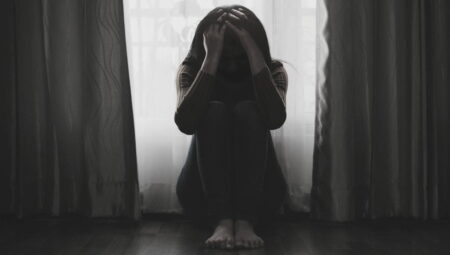 Bayanlarda depresyona yakalanma riski genetik olarak daha yüksek