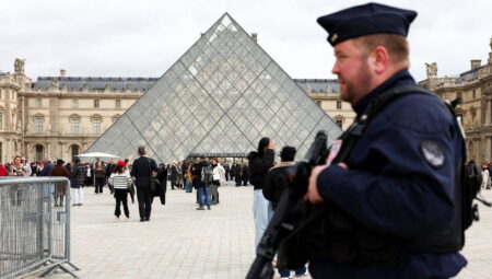 Dünyanın en ünlü müzesinde şifre skandalı: Güvenlik şifresi ‘LOUVRE’ çıktı