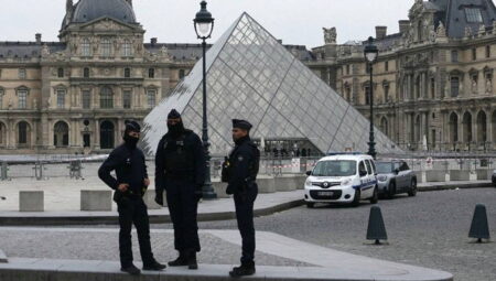 Louvre Müzesi’nde çalınan yapıtların pahası belirli oldu
