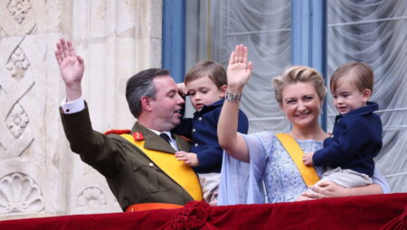 Lüksemburg’da taht değişimi: Guillaume yeni büyük dük oldu