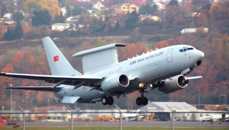 NATO, Baltık’ta savunmayı artırıyor: Türkiye radar uçağıyla alanda