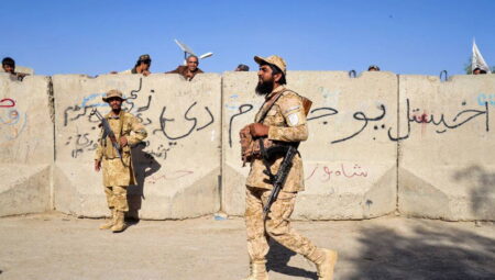 Pakistan ve Afganistan ortasında ateşkes ilan edildi