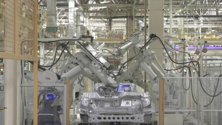 Robotlaşmaya sürat veren Türk endüstrisi rekabet gücünü artırıyor