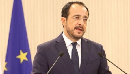 Rum Yönetimi Başkanı Nikos Hristodulidis, Tufan Erhürman’ı tebrik etti: ‘Görüşmeyi sabırsızlıkla bekliyorum’